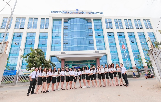 Review Trường Đại học Tài chính – Marketing (UFM): Những bông hoa vàng trên cỏ xanh – huongnghiep.hocmai.vn