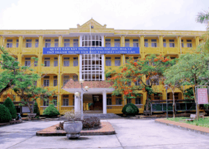 Trường Đại Học Hoa Lư