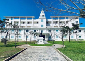 Trường Đại Học Phan Châu Trinh