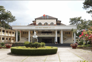 Trường Đại Học Yersin Đà Lạt