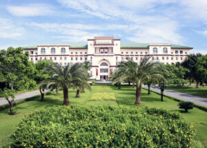 Trường Đại học Tân Tạo