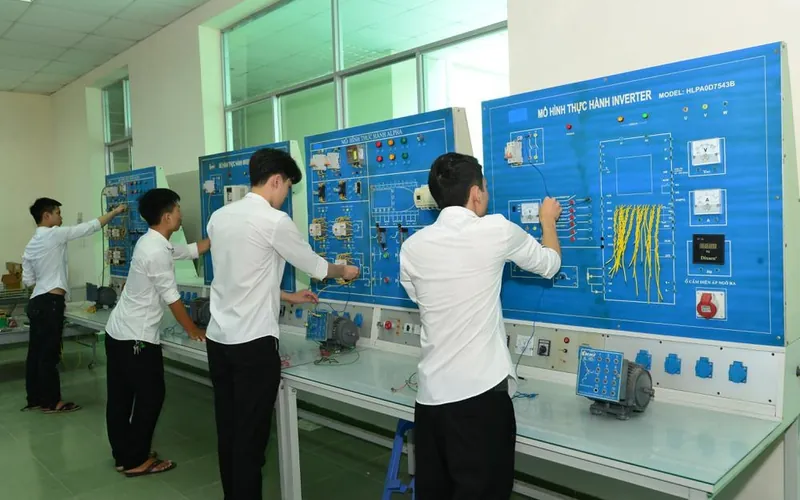Đại học Công nghiệp Vinh