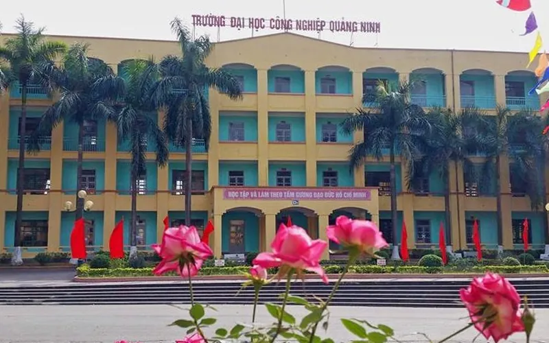 Đại Học Công Nghiệp Quảng Ninh