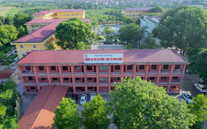 Đại học Tài Chính – Quản Trị Kinh Doanh