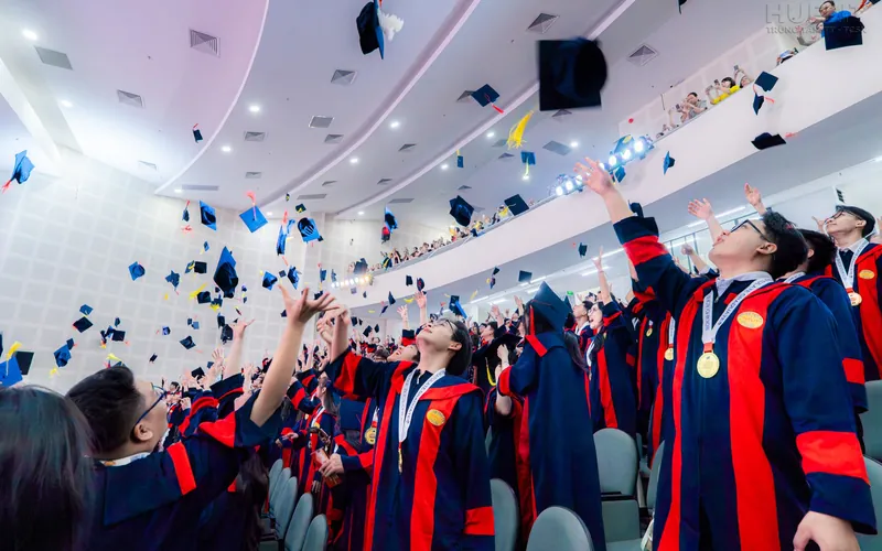 Đại Học Ngoại Ngữ – Tin Học TPHCM