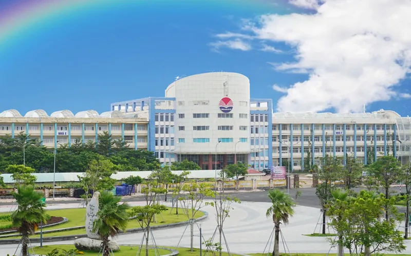 Đại Học Phú Yên