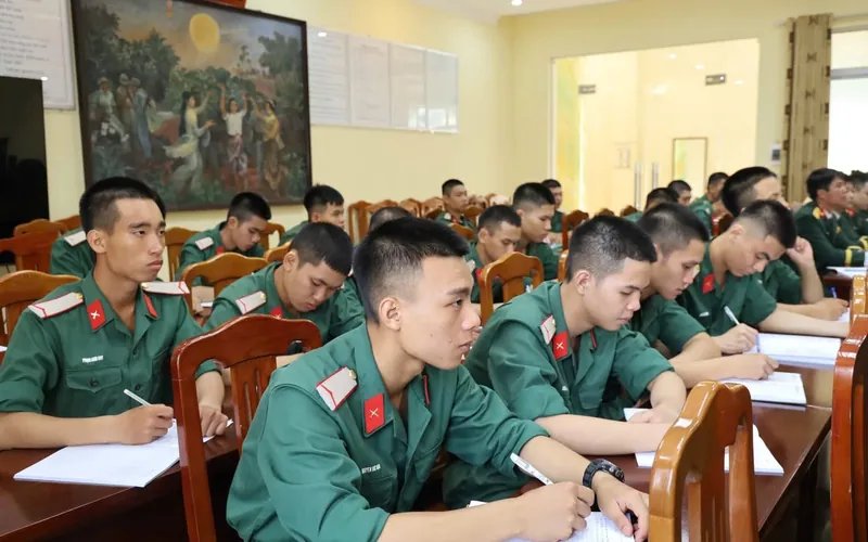 Học Viện Hậu Cần - Hệ Dân sự