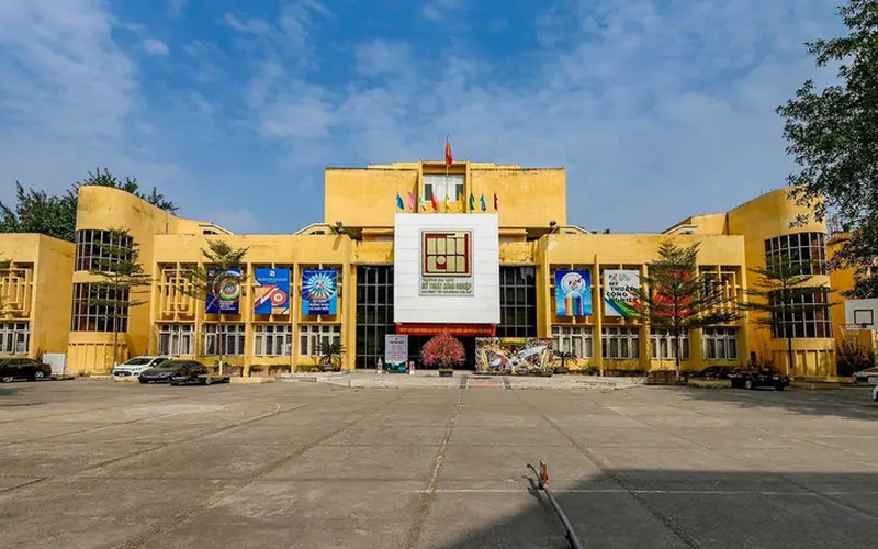 Đại Học Mỹ Thuật Công Nghiệp