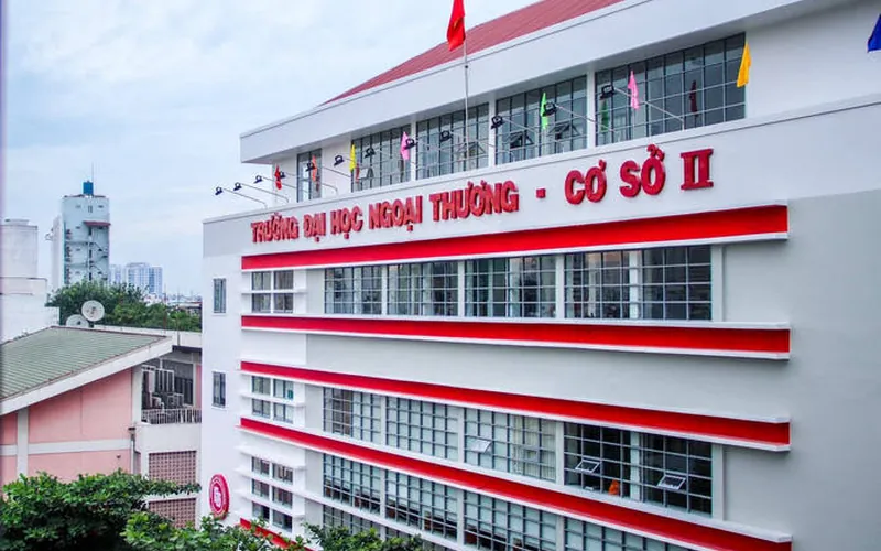 Đại Học Ngoại Thương (phía Nam)