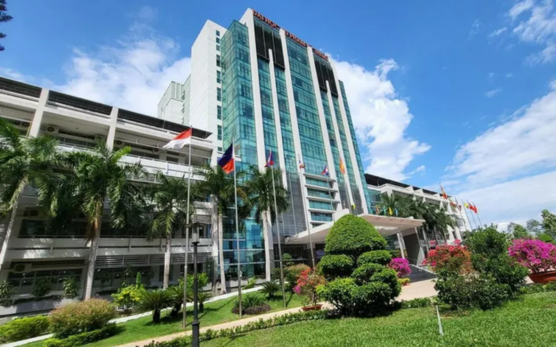 Đại Học Sư Phạm Kỹ Thuật TPHCM