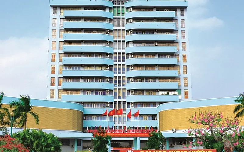 Đại Học Hùng Vương