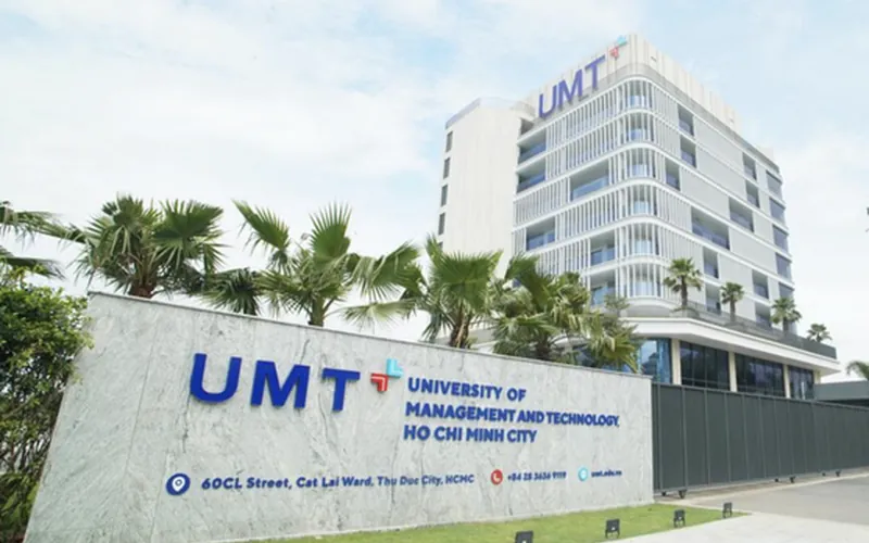 Đại học Quản lý và Công nghệ TPHCM